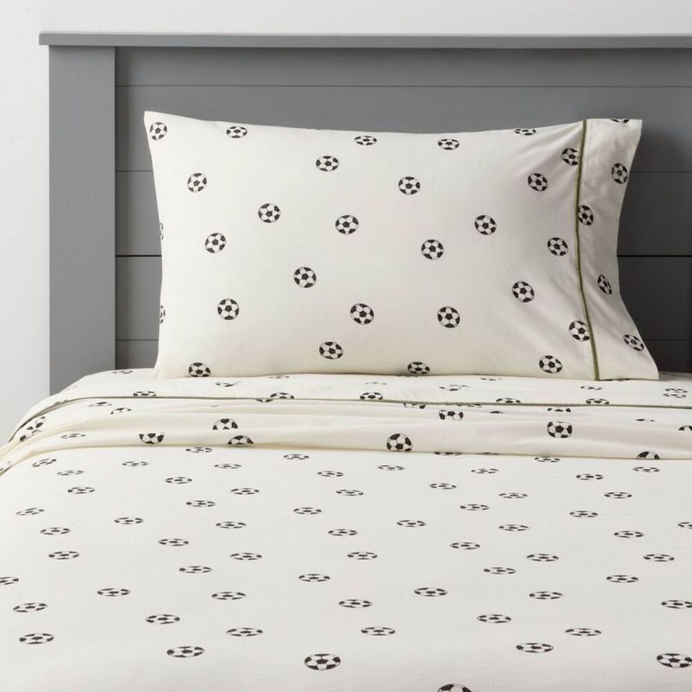 Full Soccer Kids' Cotton Sheet Set - Pillowfort